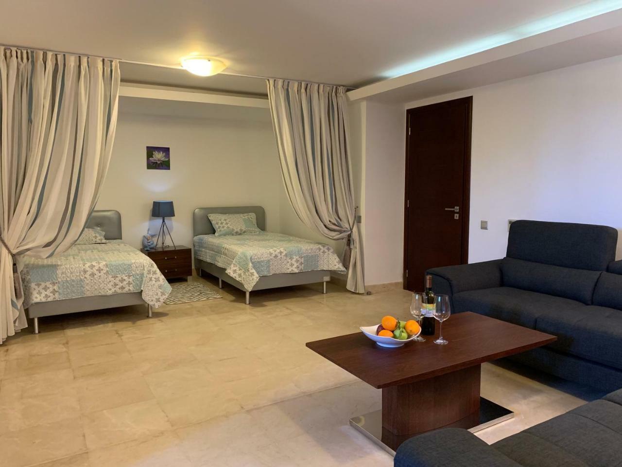 Beach Villa Olivia Neo Chorio Exterior foto